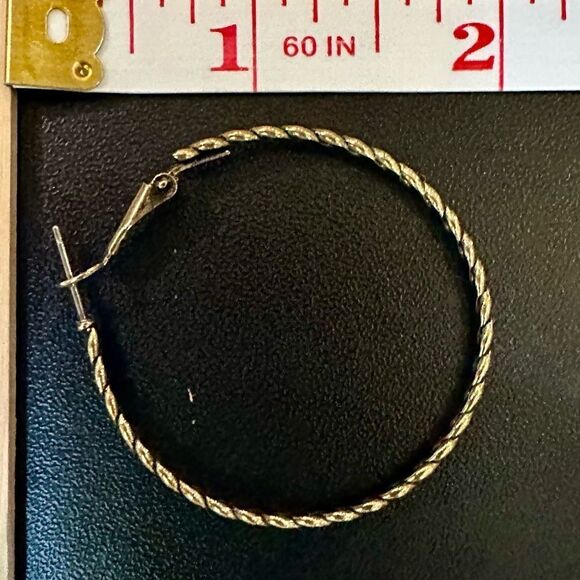 Elegant Gold Hoop Earrings - Picture 2 of 3